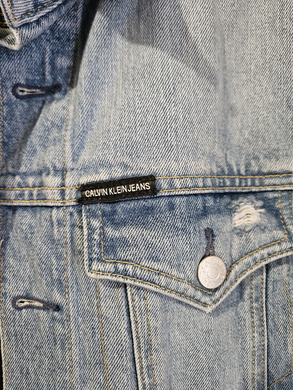 Calvin Klein Jeans Light Blue Distressed Denim Jacket Medium - Picture 3 of 6